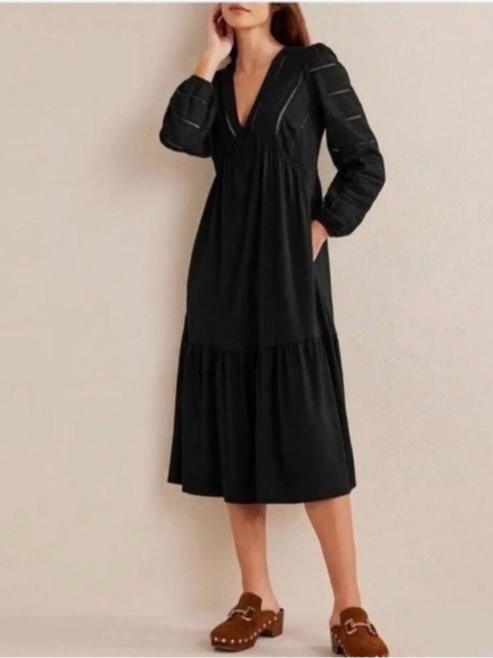 Boden Black V-Neck Long Sleeve Tiered Midi Dress